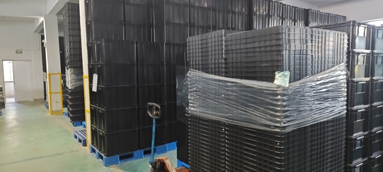 400x300mm Khối lưu trữ Khối lưu trữ nhựa công nghiệp có thể xếp chồng lên nhau