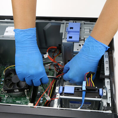 Găng tay dùng một lần nitrile chống tĩnh điện cho dây chuyền lắp ráp PCB